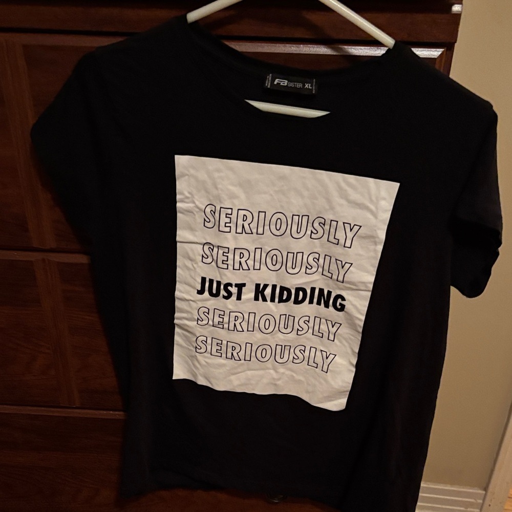 Black Graphic Junior XL T-Shirt